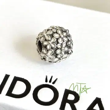 Pandora Darling Daisy Meadow Clip Charm