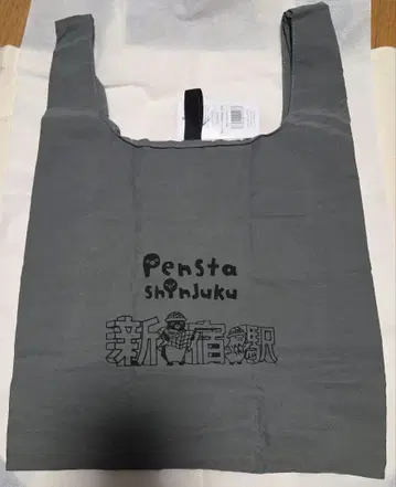 Pensta Suica의 펭귄 피치 스킨 편의점 에코백 신주쿠역 탐험대