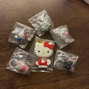 헬로키티 표식 액세서리 5개 & 거울 8개 중 1개