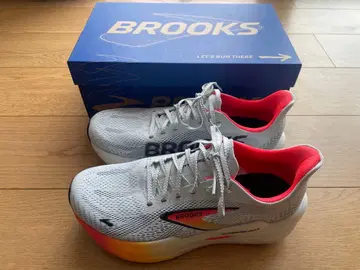 브룩스 하이페리온 맥스2 25.5cm 러닝화