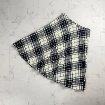 23구 플리츠 플레어 스커트 종아리 기장 체크 블랙 사이즈 36