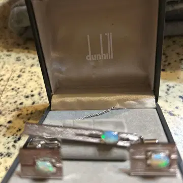 영국 던힐 (dunhill) 커프스 단추 & 넥타이핀 세트