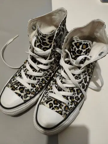 Converse 척테일러 레오파드 무늬 하이컷 스니커즈 24cm