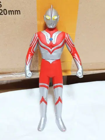 조피 16cm 울트라맨 소프트 비닐 피규어 절판 131