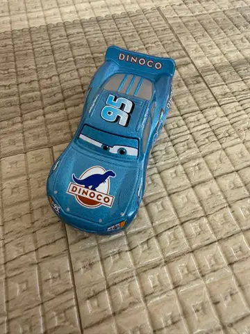 카즈 토미카 맥퀸 (메탈릭 다이나코 타입)