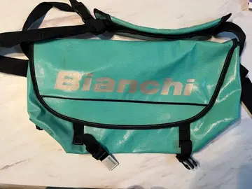 Bianchi 비앙키 체레스트 민트 그린 숄더백