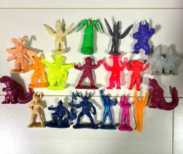 [레어] 울트라맨 미니 피규어 울트라 괴수 19체 당시품