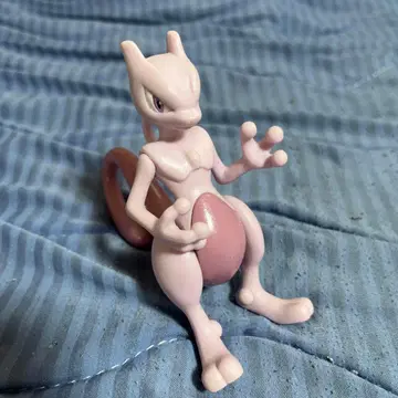 [포켓몬] 뮤츠 피규어