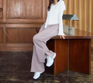 프로포션 바디 드레싱 콜라보 a/mie 트랙 팬츠