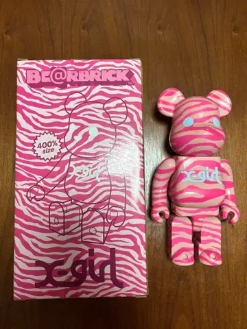 x-girl BE@RBRICK 400% 제브라 패턴