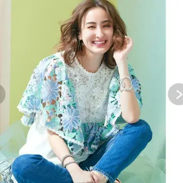 새상품급 체스티 레이스 케이프 상의 꽃무늬 블라우스 노카라