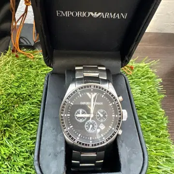 EMPORIO ARMANI 크로노그래프 블랙