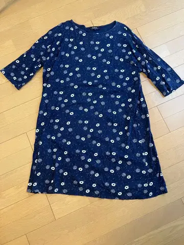 A.P.C. 네이비 꽃무늬 원피스 S 사이즈