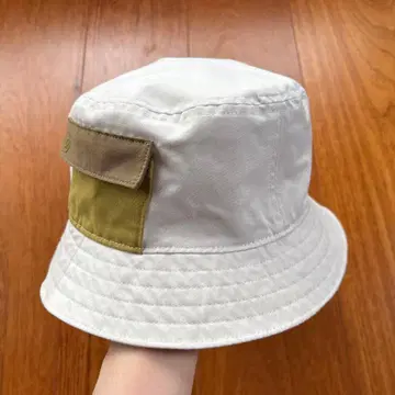 룰루레몬 화이트 버킷햇 M 사이즈