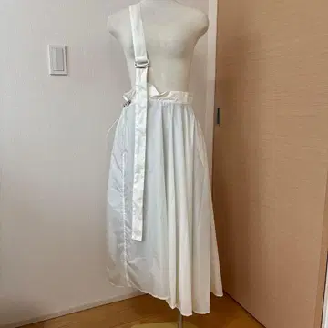우조 단스킨 원숄더 스커트 원피스 우조