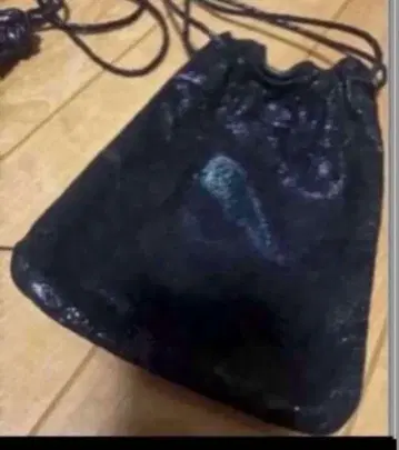 hyde 착용 계열 ifsixwasnine 파우치 라르크