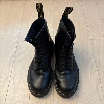 [ 닥터마틴 ] 1460 8홀 통굽 부츠 BEX