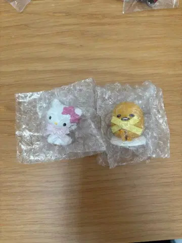 챠미 키티 구데타마 핀즈