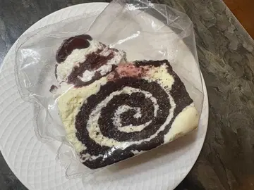 kikisquishy 빙글빙글 초코 아이스 토스트