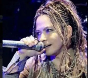 hyde 착용 emanuele bicocchi 목걸이 if 라르크