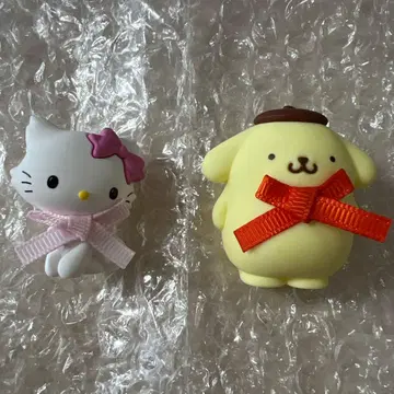 산리오 캐릭터즈 시크릿 핀즈 챠미키티와 폼폼푸딩