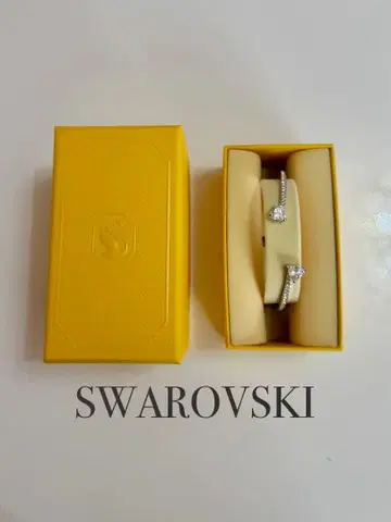 미사용 새상품 SWAROVSKI 뱅글