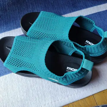 moz: Sweden LAGOM 터콰이즈 샌들