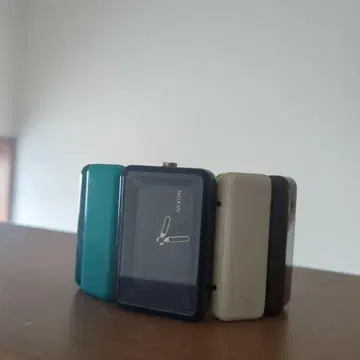 NIXON BEAMS BOY 10주년 기념 손목시계