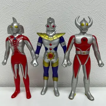 울트라맨 시리즈 소프트 비닐 7체 세트