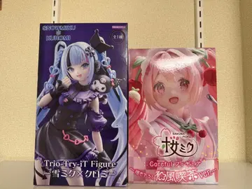 하츠네 미쿠 일본풍 찻집 & 유키 미쿠 x 쿠로미 세트