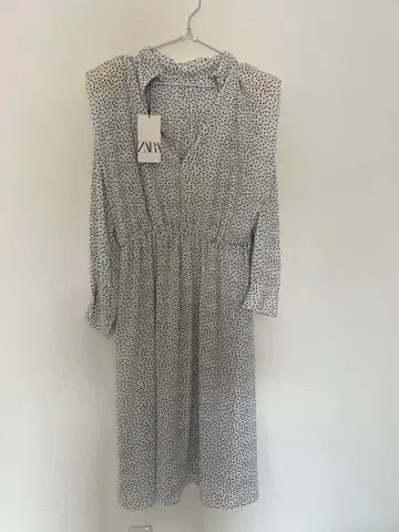 ZARA 도트 무늬 긴팔 미디 원피스 L