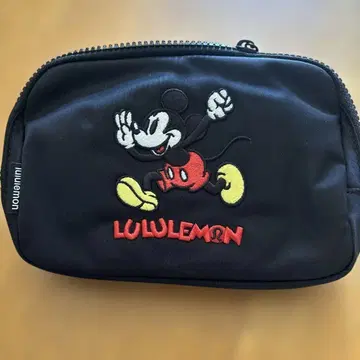 Lululemon 미키마우스 Belt Bag 블랙