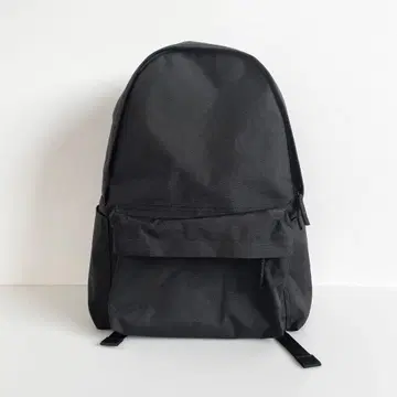 시착만 한 무인양품 어깨 부담을 줄이는 발수 럭색 블랙