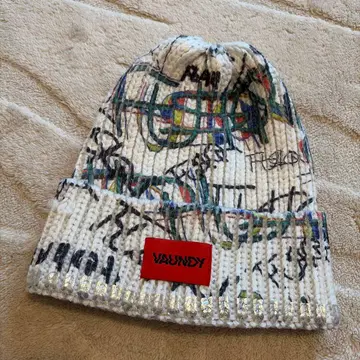 VAUNDY 그래피티 니트 모자 Beanie 'FUSION' 비니