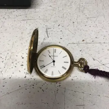 TISSOT 쿼츠 회중시계 골드