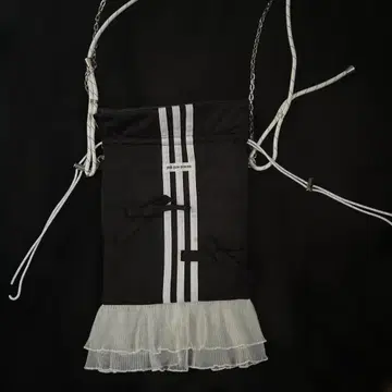 핑크 픽시 프린세스 숄더백 블랙