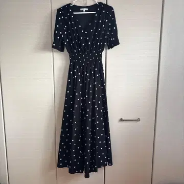 리엔다 도트 원피스