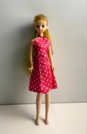 쇼와 레트로 타카라 제니 타카라 리카짱 옷 갈아입히기 인형