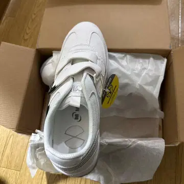 미사용 새상품 미도리 안전 ISA-805 안전화 26.5 화이트