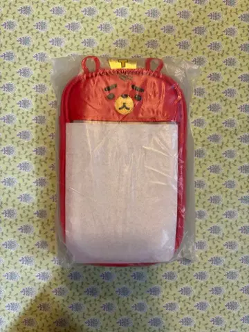 동방신기 팝업 스토어 TB 칼리 파우치