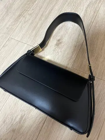 블랙 숄더백