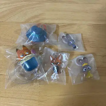 주토피아2 가챠가챠 묶음 판매 메지루시 액세서리