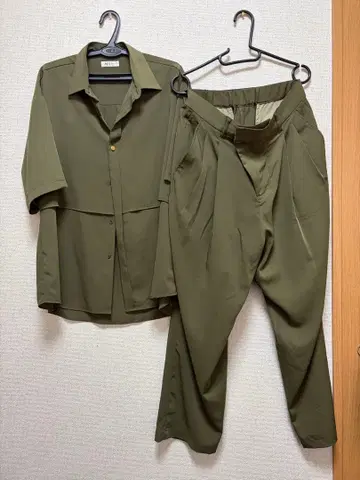 tk. TAKEO KIKUCHI 셔츠와 팬츠 세트 올리브