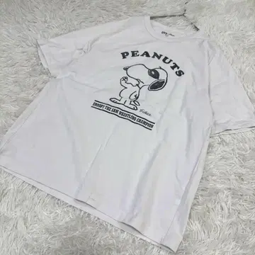 유니클로 UT PEANUTS 스누피 티셔츠 L 화이트 남성용