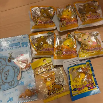 리락쿠마 LED 라이트 스트랩 쿠키 마스코트 볼펜 모음