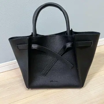 [ 새상품급 ] 미라 오웬 리본 디자인 토트백 백 인 백 포함 블랙