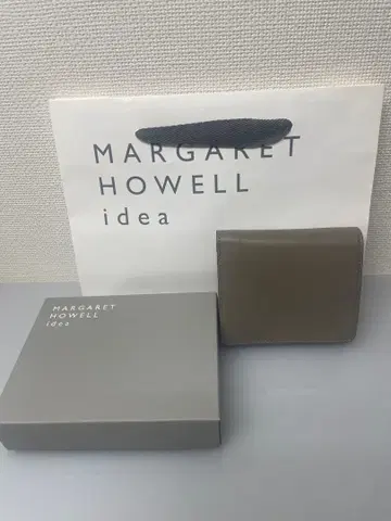 MARGARET HOWELL 모카 베이지 이단 접이식 지갑