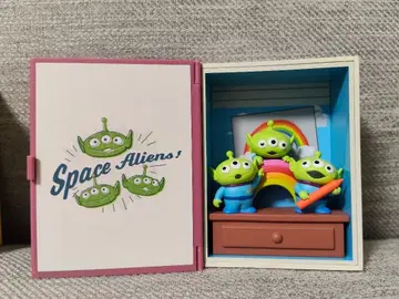 [ 익명 배송 ] 토이스토리 ANDY'S ROOM 에이리언 POPMART