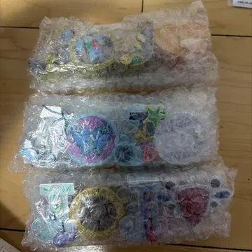 죠죠의 기묘한 모험 로고, 하위상 세트