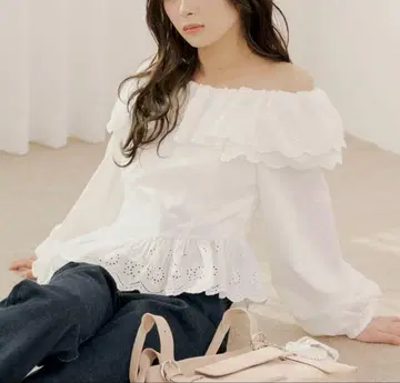 미사용 새상품 Chico 치코 코튼 레이스 오프숄더 블라우스 레이스 프릴
